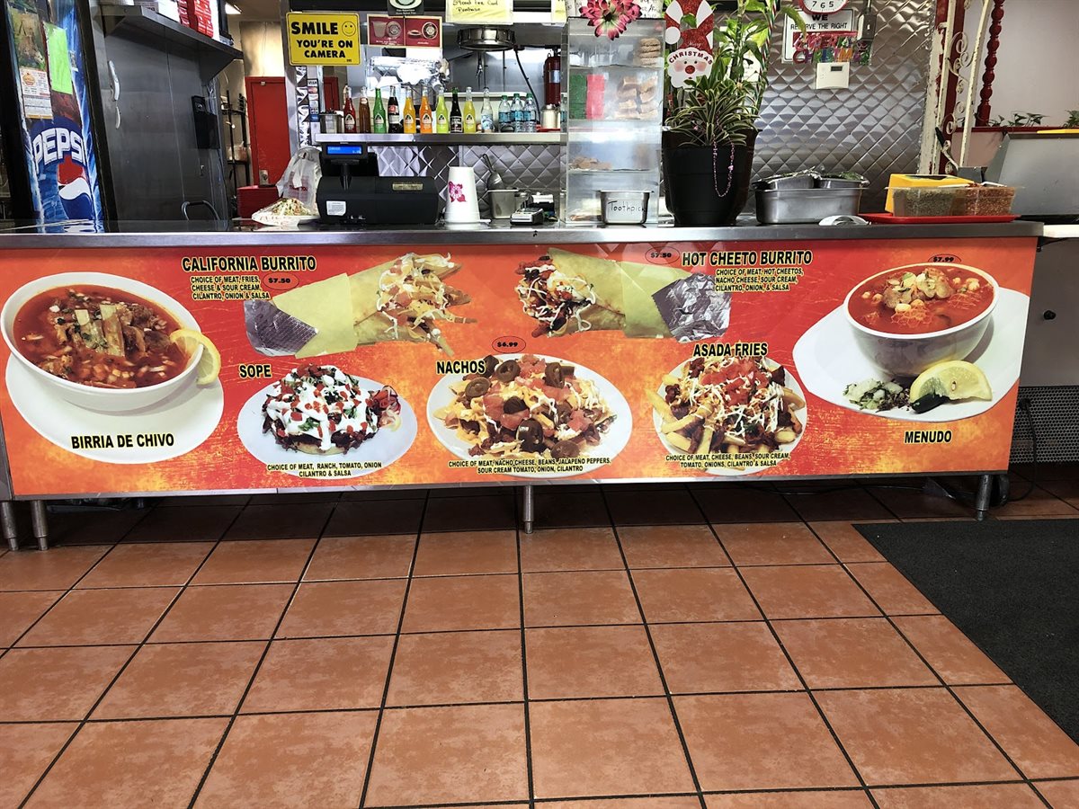 La Villa Taqueria